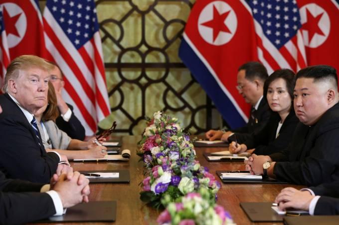 Reunião entre Kim e Trump termina de forma abrupta