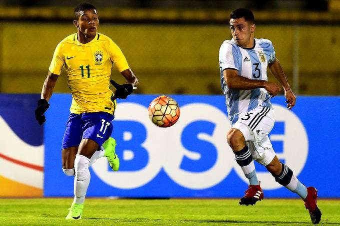 Tite convoca David Neres para o lugar de Vinícius Junior