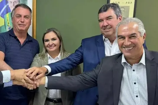 Deputado confirma apoio a Reinaldo, mas diz que Bolsonaro terá dois senadores em MS