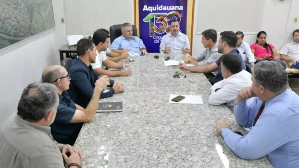 Governo de MS se reúne em Aquidauana e anuncia R$ 15,8 milhões para drenagem e asfalto