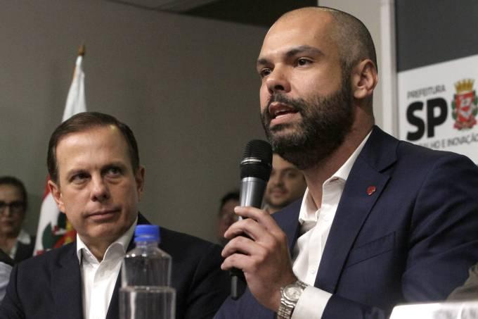 Covas interrompe licença e vai reassumir o cargo