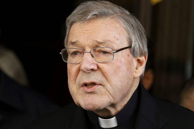 Ex-‘número 3’ do Vaticano é condenado a 6 anos de prisão por pedofilia
