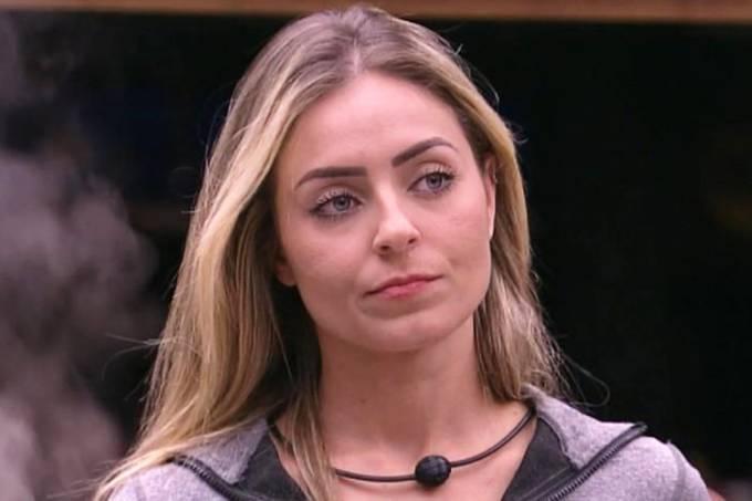 Paula do BBB terá que depor por racismo e intolerância religiosa