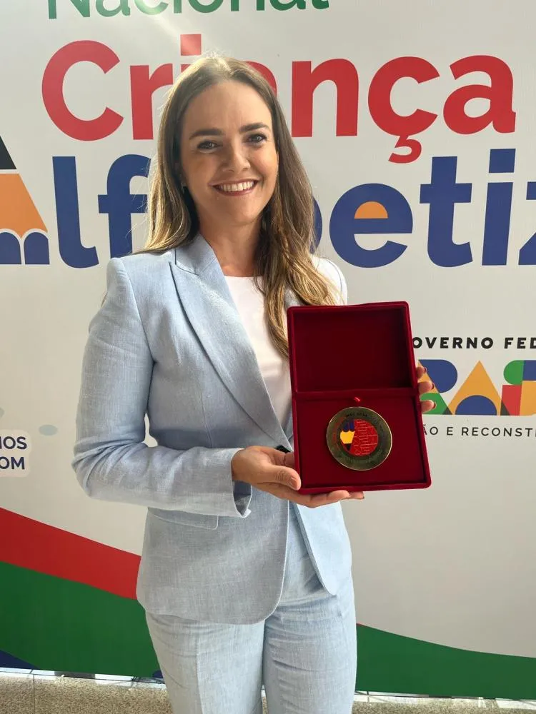 Direto de Brasília: Educação de Caracol recebe Selo Ouro