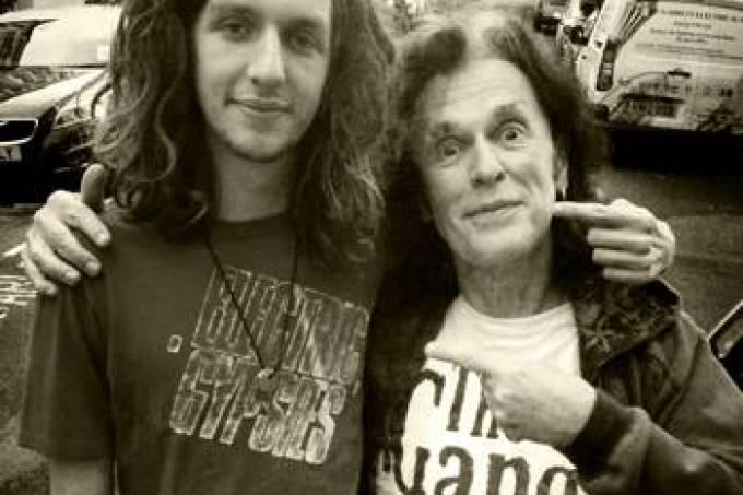 Morre Bernie Tormé, ex-guitarrista de Ozzy Osbourne