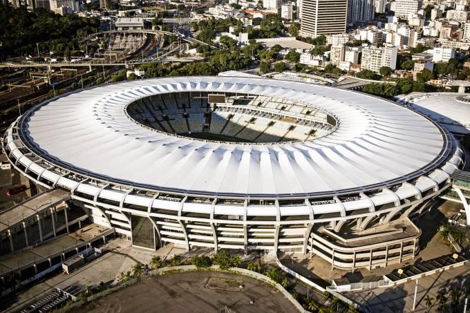 4 estádios da Copa continuam atolados em problemas