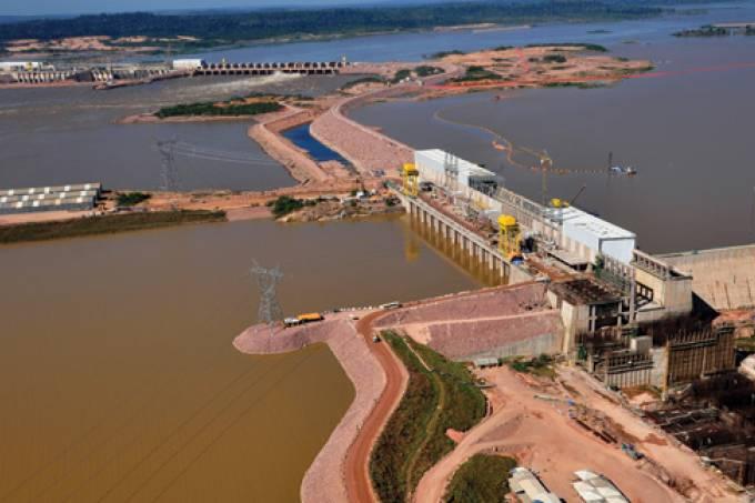 Governo não descarta novas hidrelétricas na Amazônia