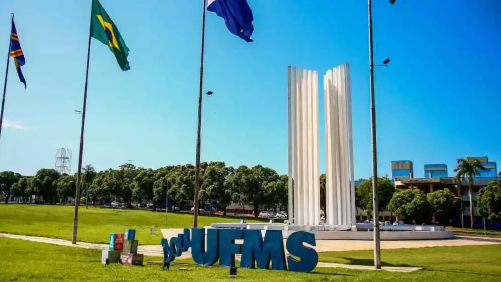 Ex-acadêmica da UFMS relata assédio de professor e ‘vista grossa’ da universidade em Campo Grande