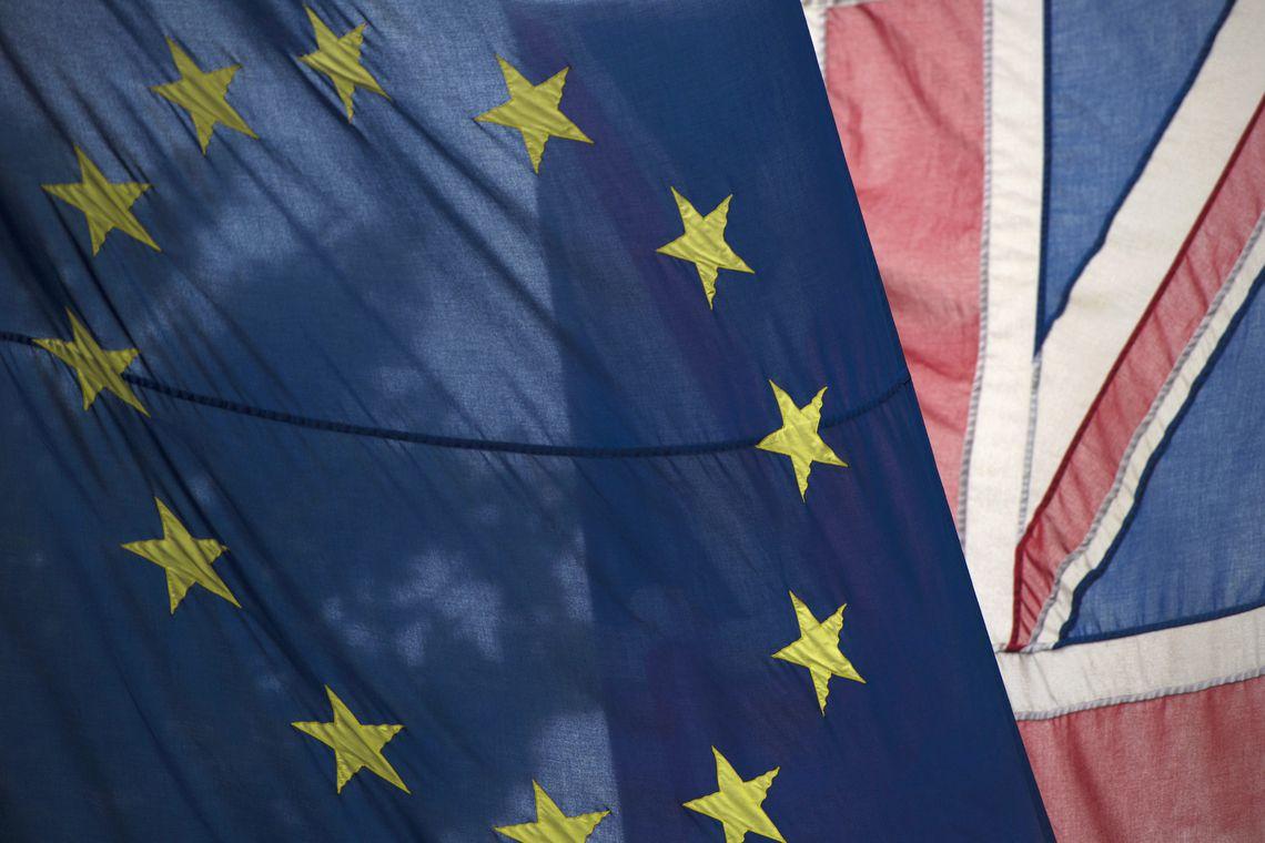 Parlamento britânico discute e vota acordo do Brexit