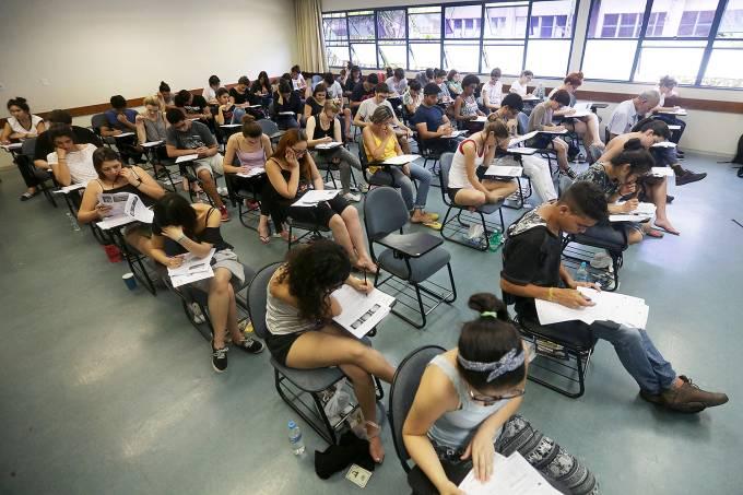 MEC prorroga prazo de inscrições do Fies até sexta