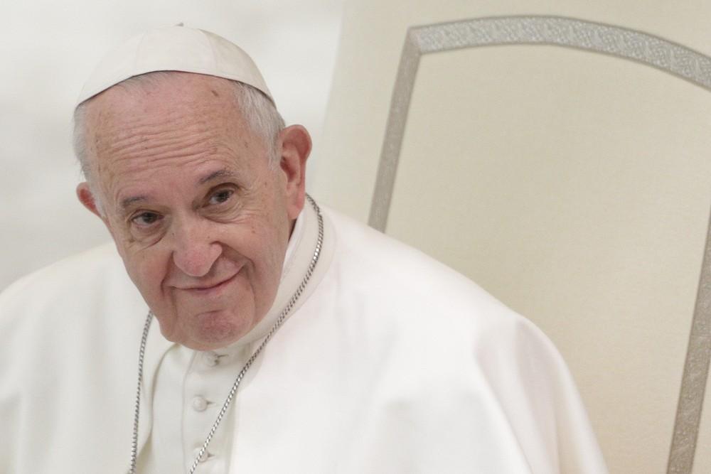 Papa diz que Igreja deve admitir histórico de dominação masculina e abuso de mulheres