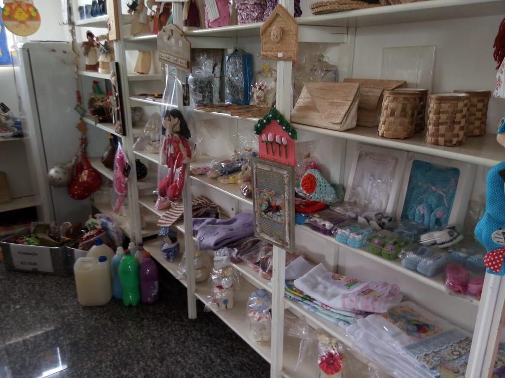 Associação dos Artesãos de Maracaju em novo endereço no prédio da Estação Rodoviária