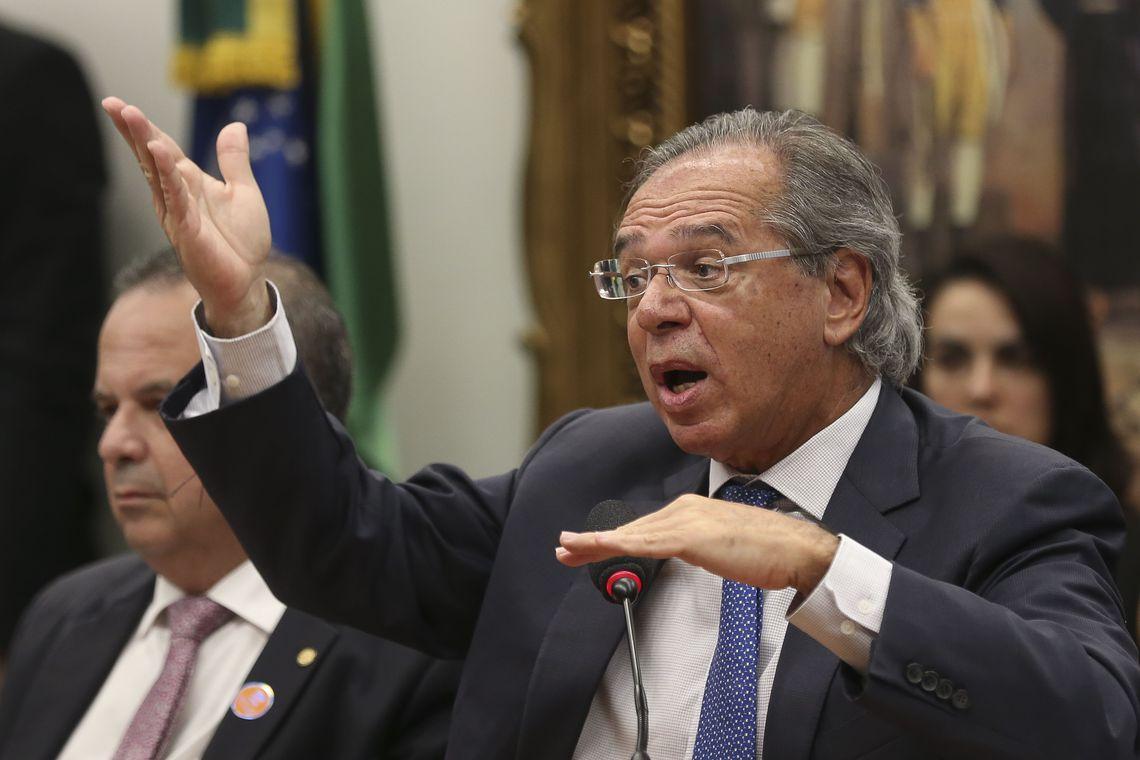 Proposta da Previdência é retirar privilégios