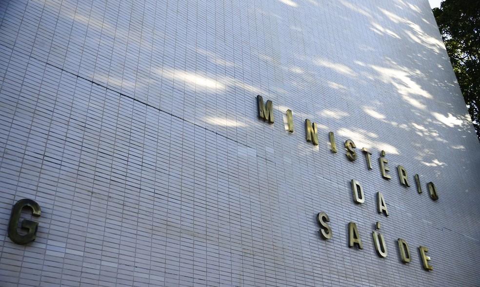 Grupo é suspeito de fazer oferta falsa de vacinas