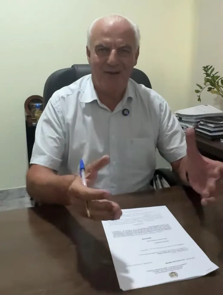 Prefeito Carlos Humberto Pagliosa sanciona Lei que concede Reajuste Salarial de 10% aos Servidores Públicos Municipais