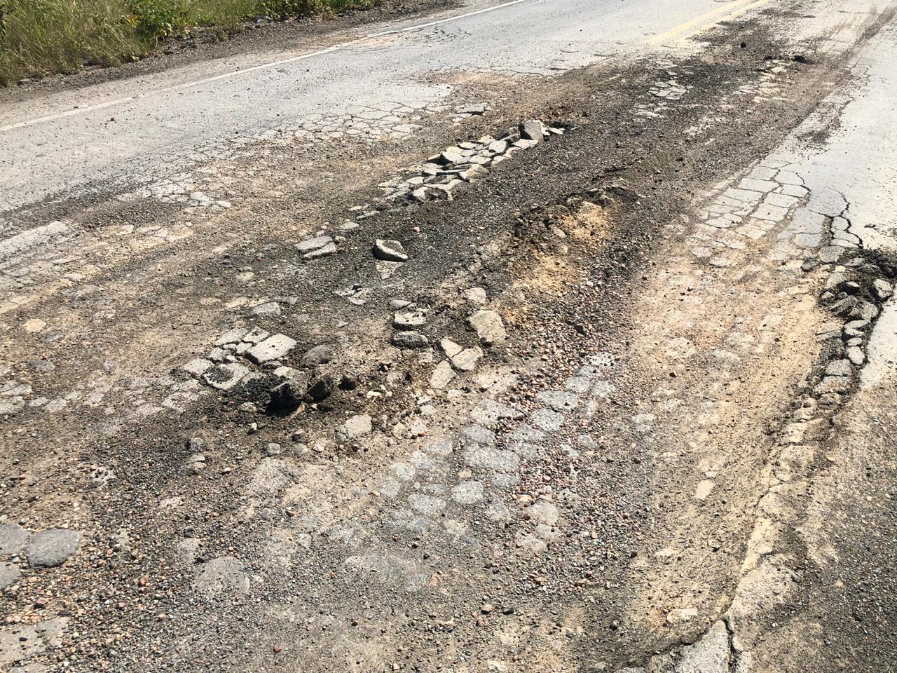 Trecho da BR-267 que liga Jardim a Porto Murtinho está abandonado pelo DNIT