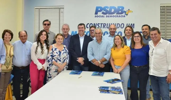Após fracassos em fusões, PSDB costura federação com três partidos