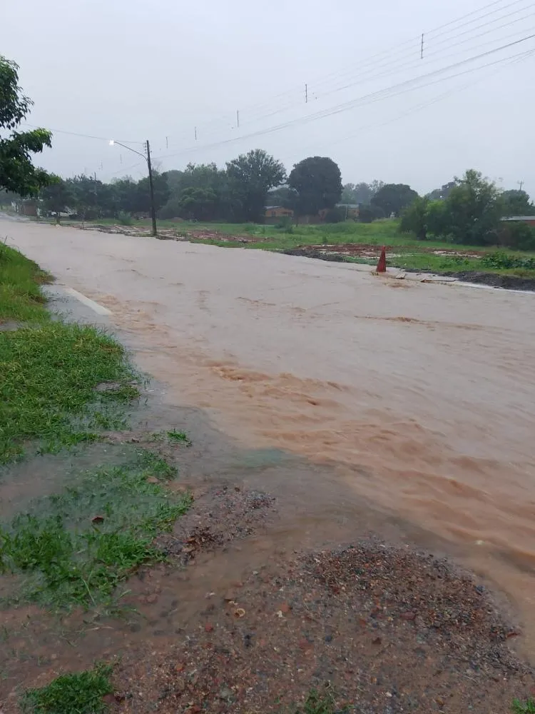 Chuvas intensas acendem alerta para cidades do sudoeste