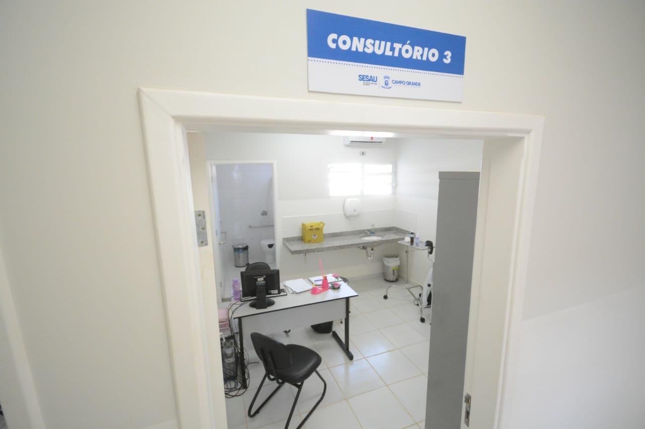 Prefeitura convoca médicos para reforçar atendimento em unidades de saúde