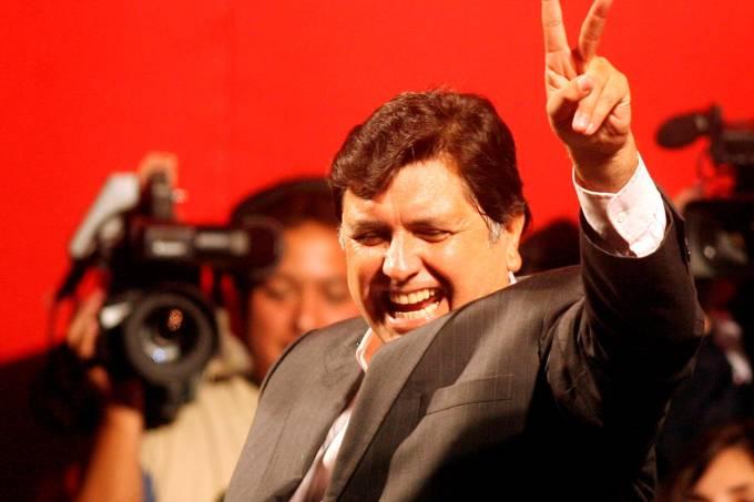 ‘Há vida após a morte’, disse ex-presidente do Peru em última entrevista