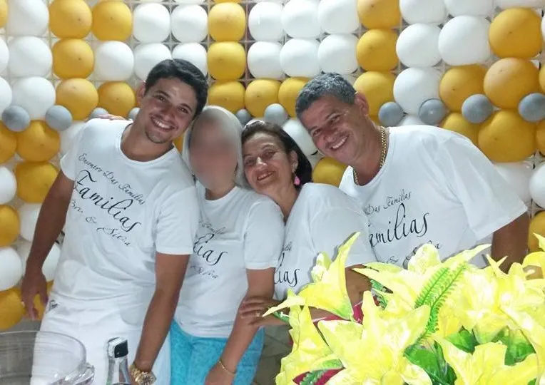 Filho de prefeita é transferido de cidade para trabalhar perto da mãe com salário de R$ 12 mil