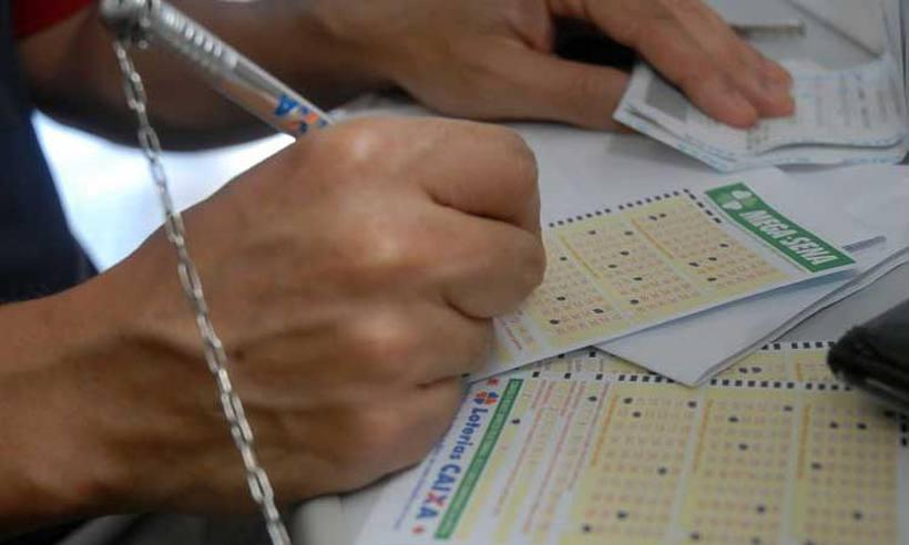 Mega-Sena sorteia hoje maior prêmio do ano