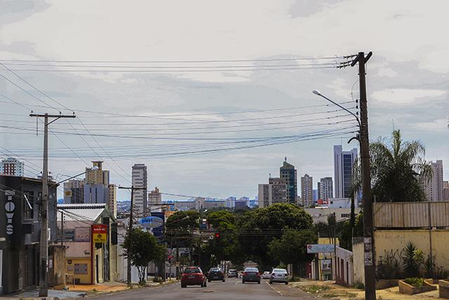 Com previsão de chuva à tarde, clima segue instável na quinta