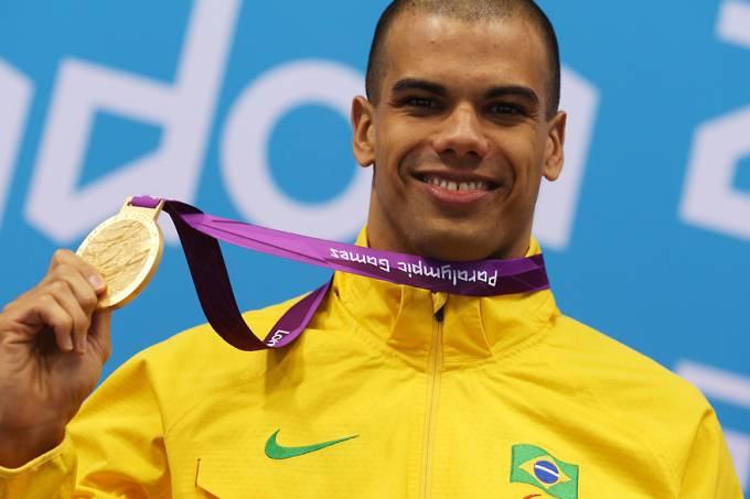 Estrela paralímpica, André Brasil se torna inelegível para o esporte
