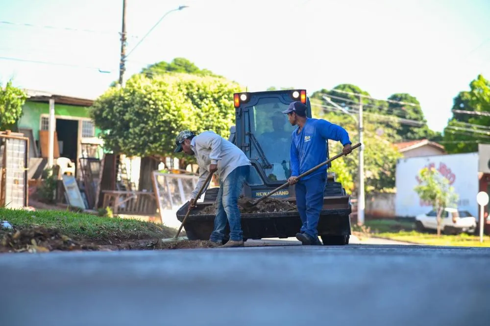 Prefeitura intensifica limpeza urbana e recuperação de vias em Jardim