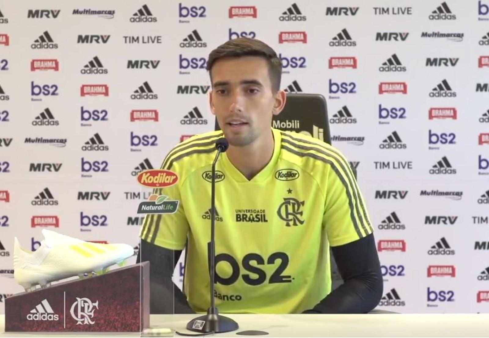 César defende trabalho, elogia Abel e diz: 