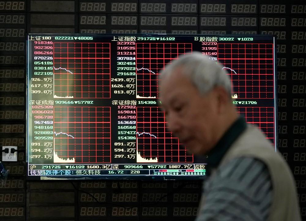Bolsas da Ásia e Europa caem após Trump elevar tarifas
