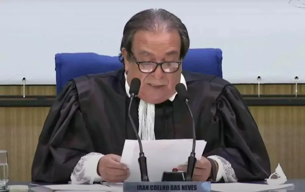 Justiça rejeita ação de cobrança de R$ 18 mil de IPTU contra conselheiro afastado do TCE