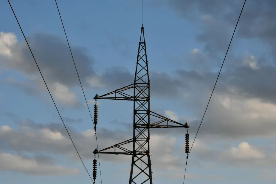 Consumidores de MS terão aumento de até R$ 42 na conta de luz neste mês