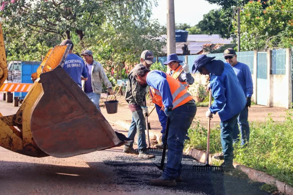 Prefeitura de Jardim inicia nova fase da operação tapa-buracos