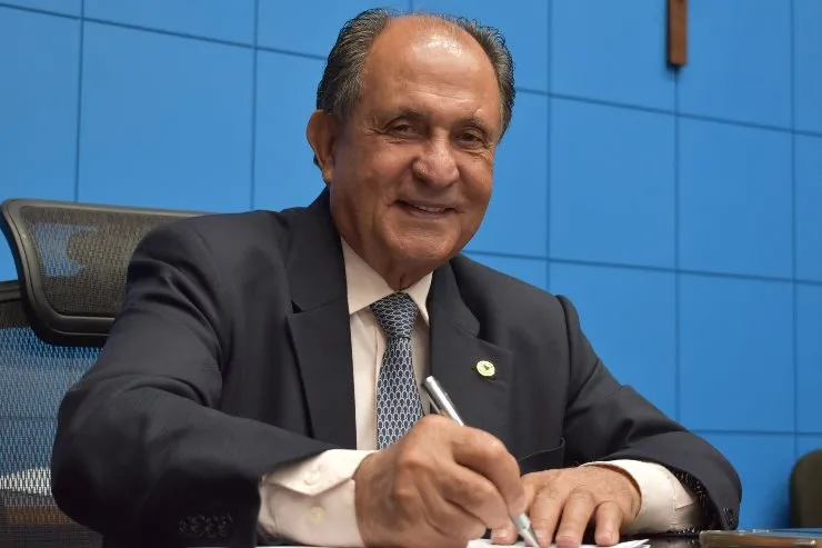 Deputado Zé Teixeira destina R$ 200 mil para a saúde pública de Jardim