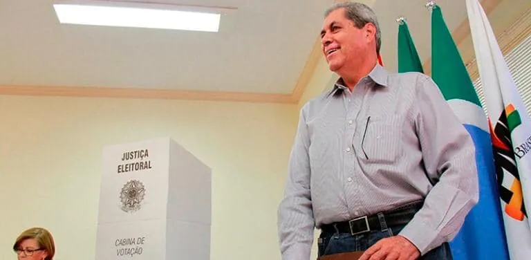 Algoz de conselheiros e desembargadores assume ações da Lama Asfáltica contra André no STJ