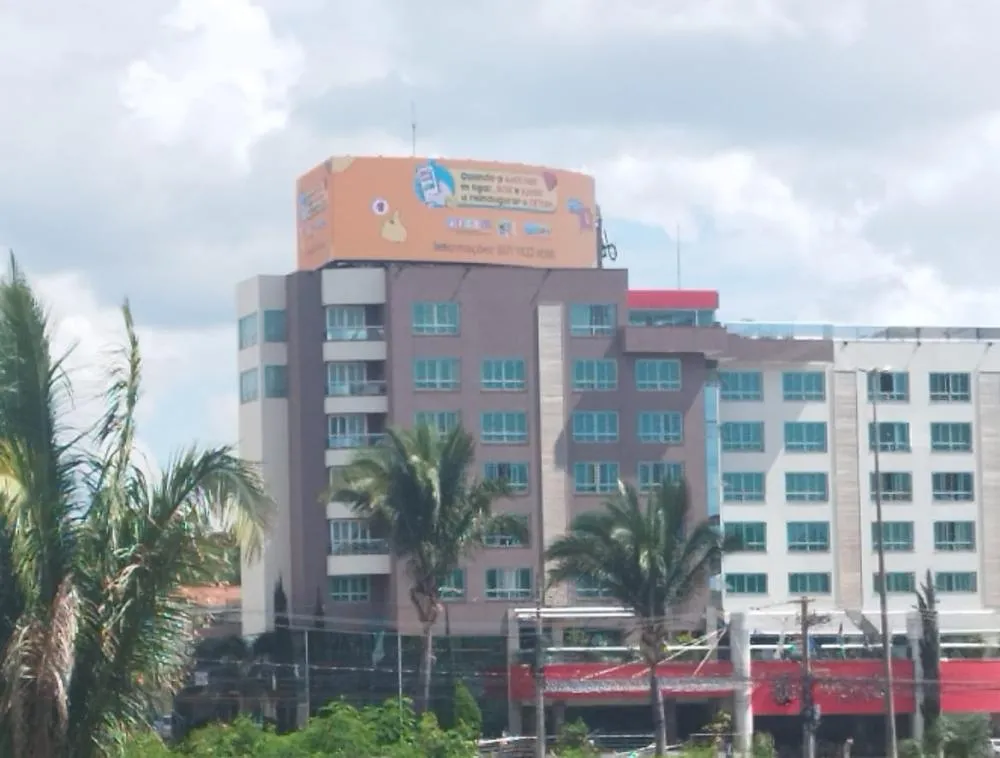 Na guerra dos painéis, TJ dá vitória à empresa dona de telão de R$ 1 milhão no topo de hotel