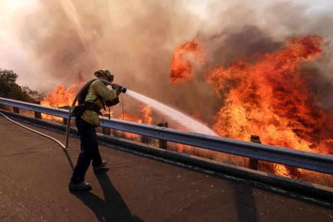 Linha de alta tensão causou incêndio mais mortífero da Califórnia