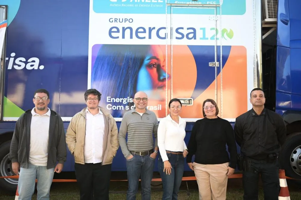 “Nave do Conhecimento” da Energisa visita escola cívico militar em Jardim