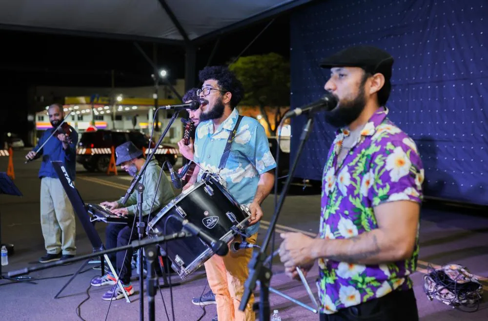 Encerramento do PeriFeirArte leva arte e emoção à feira livre de Jardim