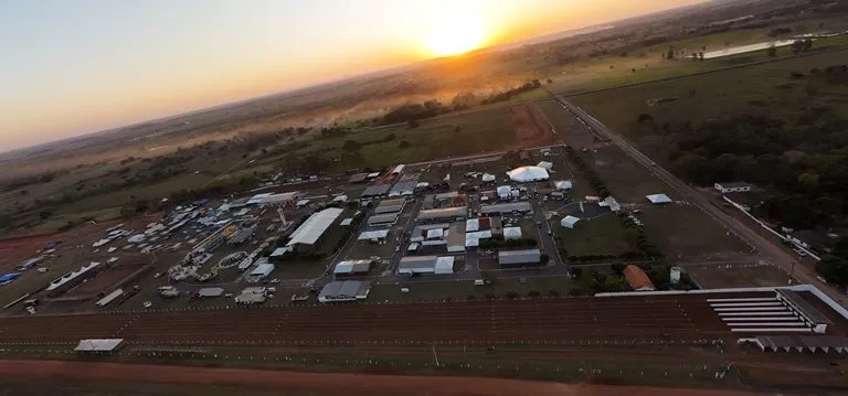 Riedel participa da abertura da 53ª Expobel em Bela Vista