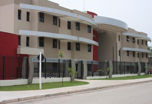 Boate deve indenizar cliente que teve nariz quebrado por segurança