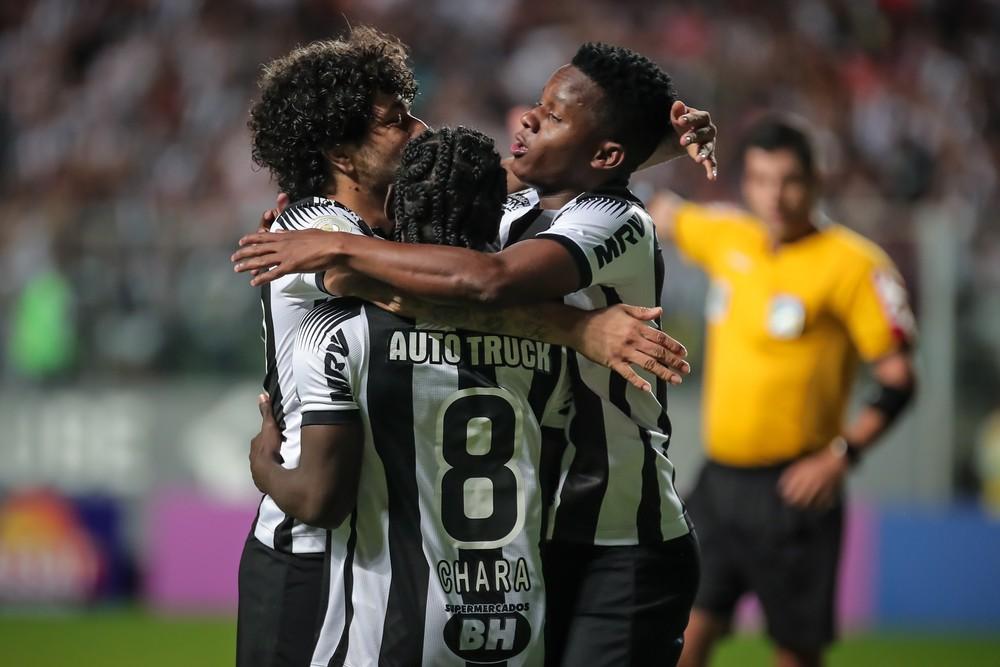 Luan admite erro e garante situação resolvida no Atlético-MG