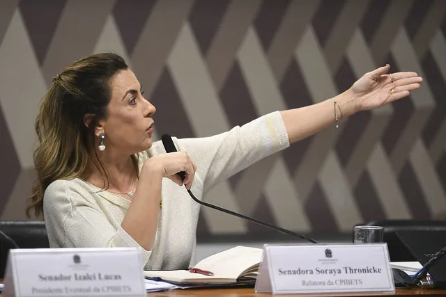 Vaiada em show do Roupa Nova, Soraya reage com crítica a radicalismo e intolerância