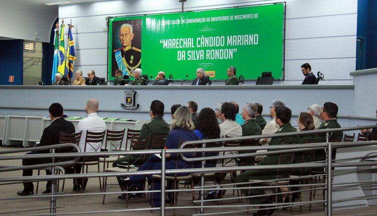 Cerimonial erra e homenageado fica sem prêmio em tributo a Rondon na Câmara