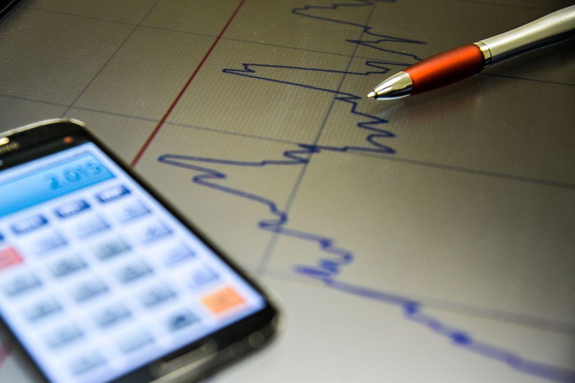 Previsão de crescimento do PIB cai pela 15ª vez