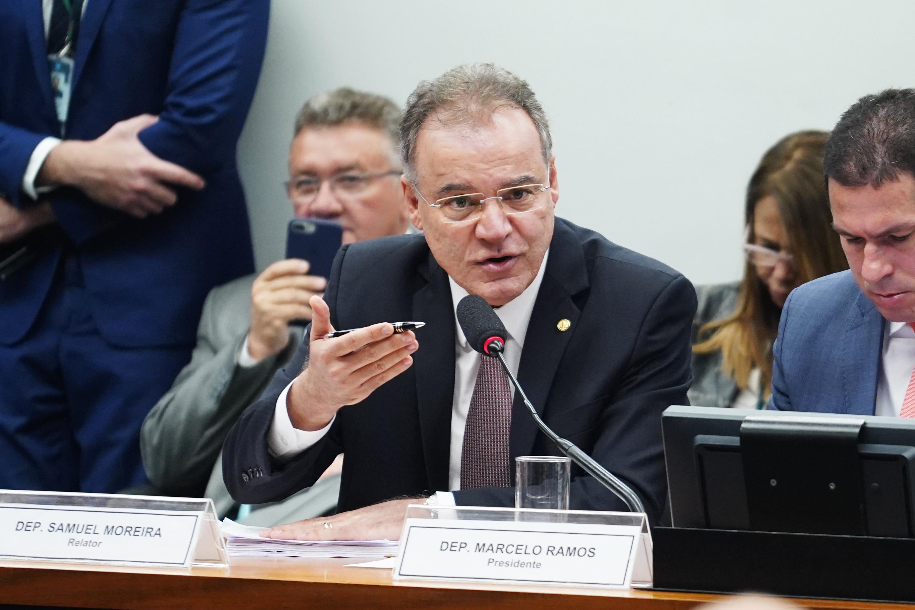 Impacto é de R$ 913 bi, diz relator da reforma