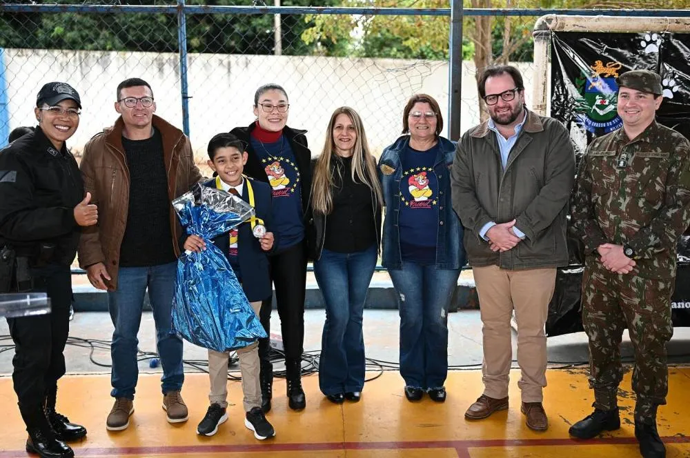Formatura do Proerd na Escola Zeus Benevides celebra prevenção às drogas e à violência