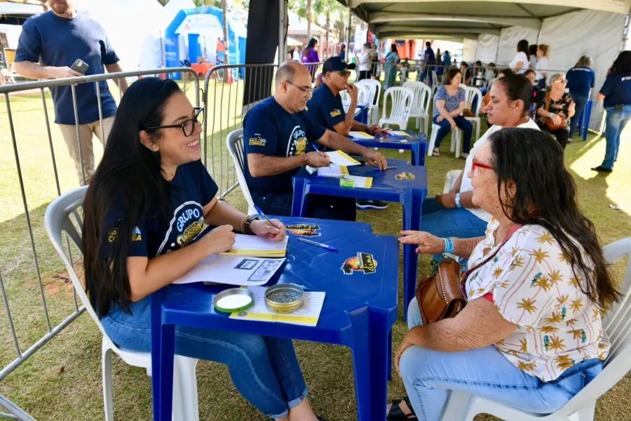 Grupo Onça Pintada promove ação de prevenção ao câncer de mama em Bela Vista