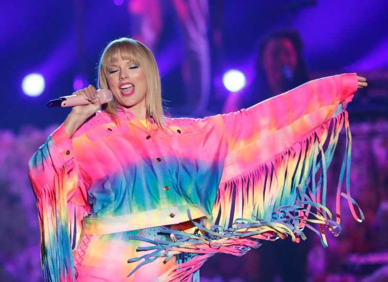Taylor Swift lança nova música e petição por direitos LGBTQ